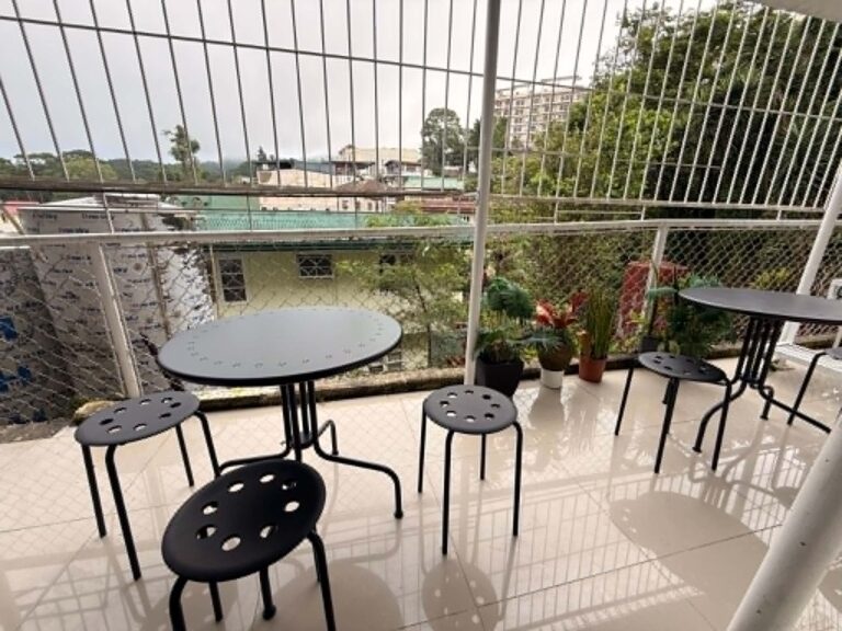 LOWERBALCONY